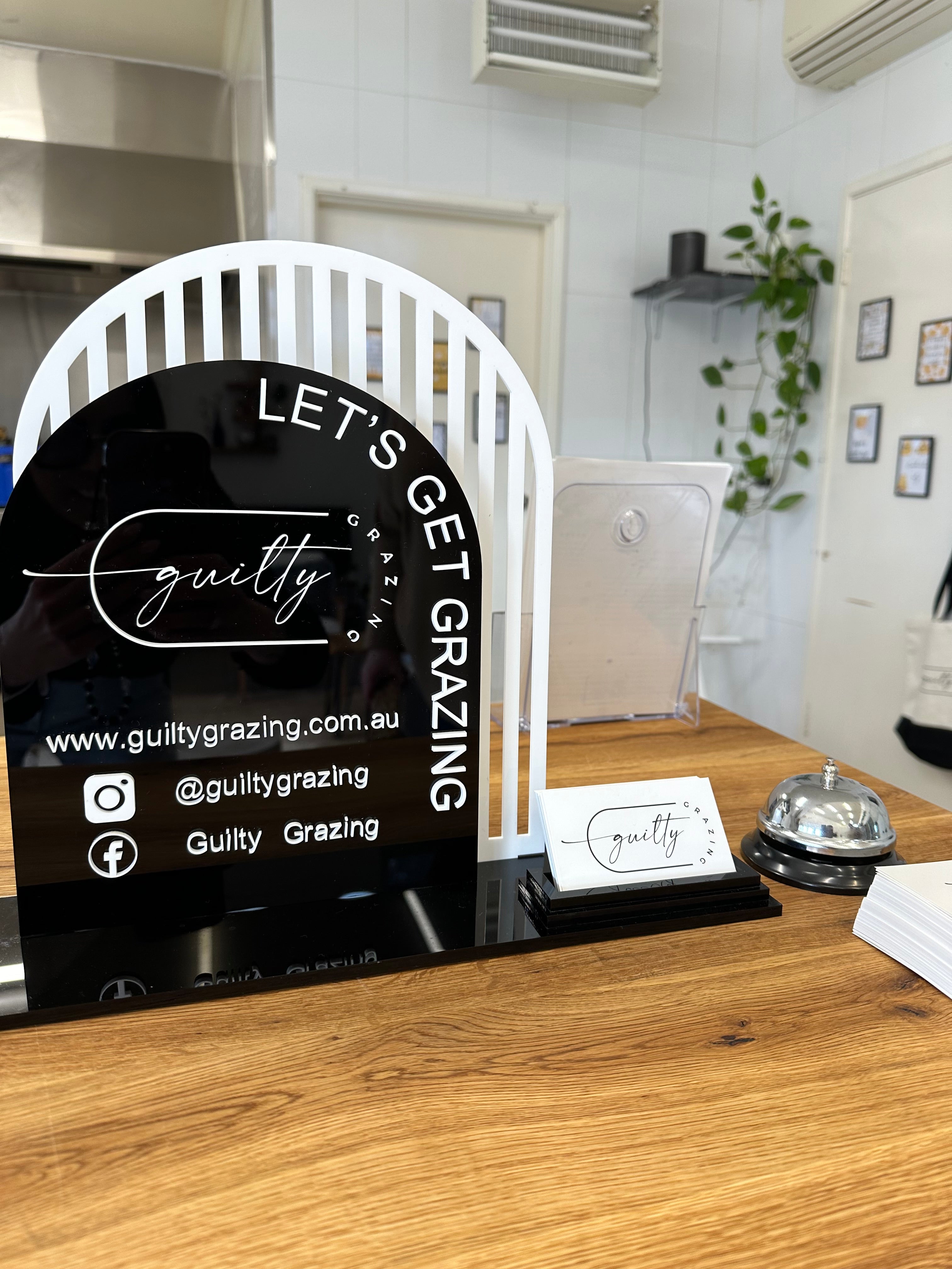 Arched QR Code Sign & Business Card Holder